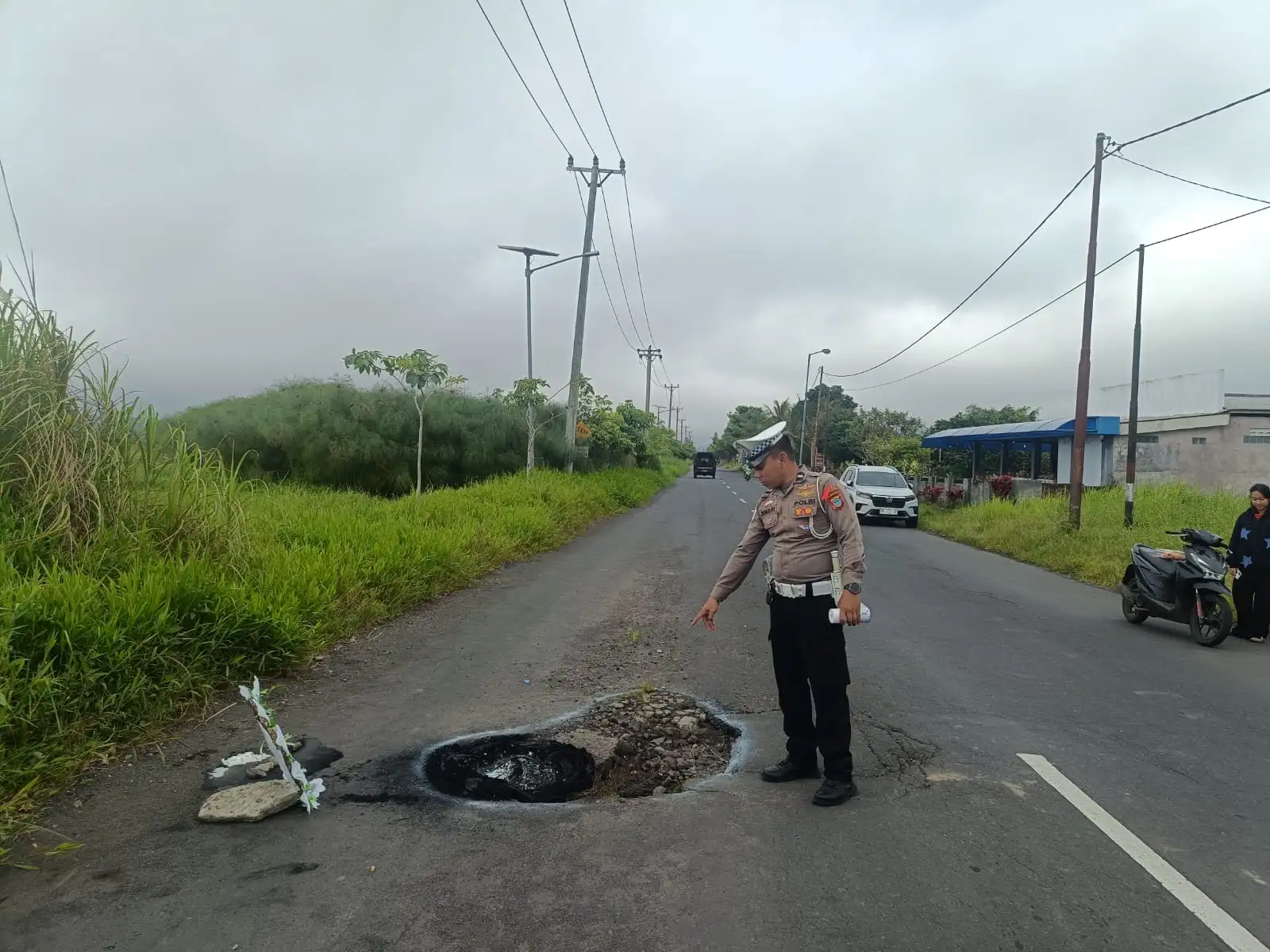 Jalan Berlubang Makan Korban Hingga Meninggal Dunia
